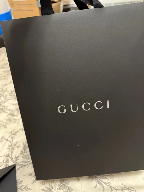Gucci Black Gift Bag with Matching Envelope - Picture 3 of 5